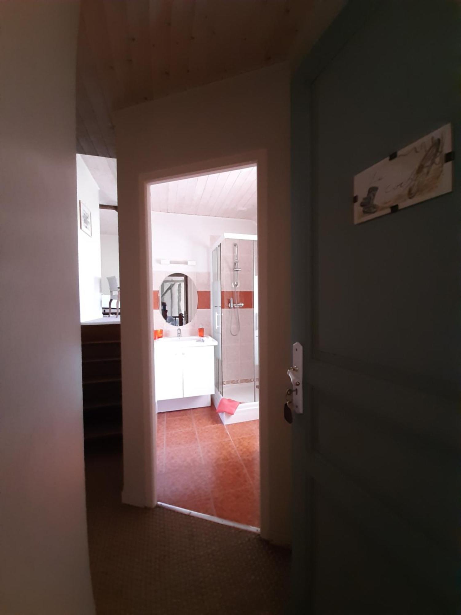 Au Chateau Juillac Juillac  Room photo